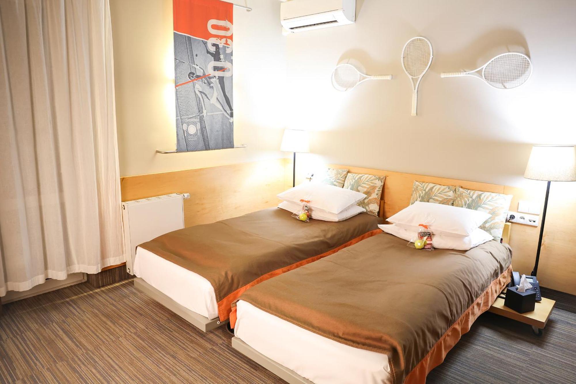 Hotel Restauracja Tenis Kortowo — Zdjęcia 1